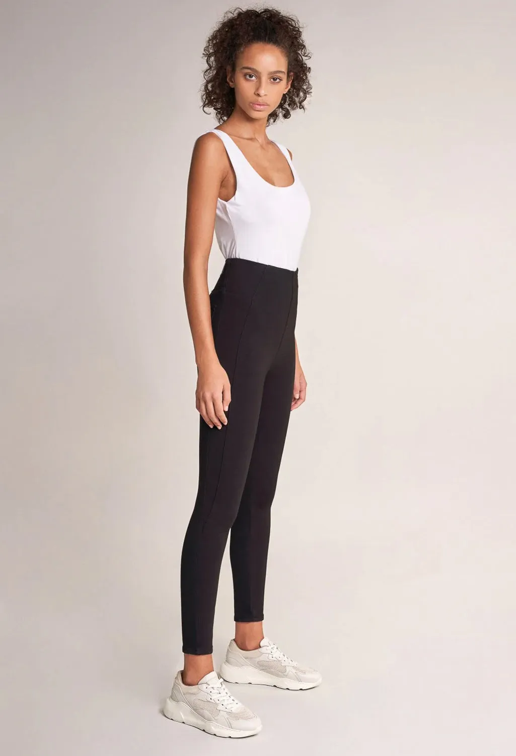 High Waisted Black Jeggings