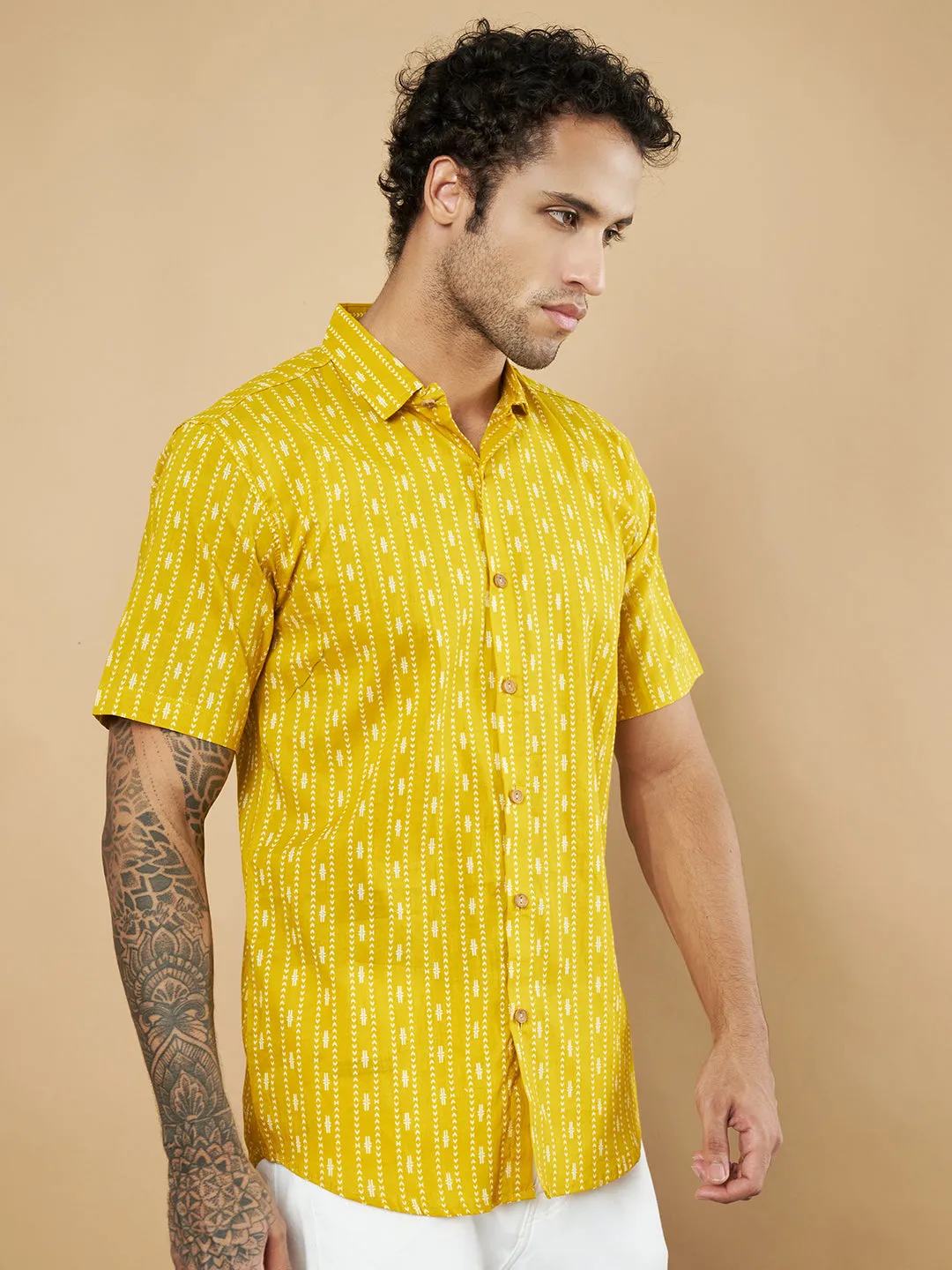 Lightweight Summer Cotton Half Sleeves Shirt For Men