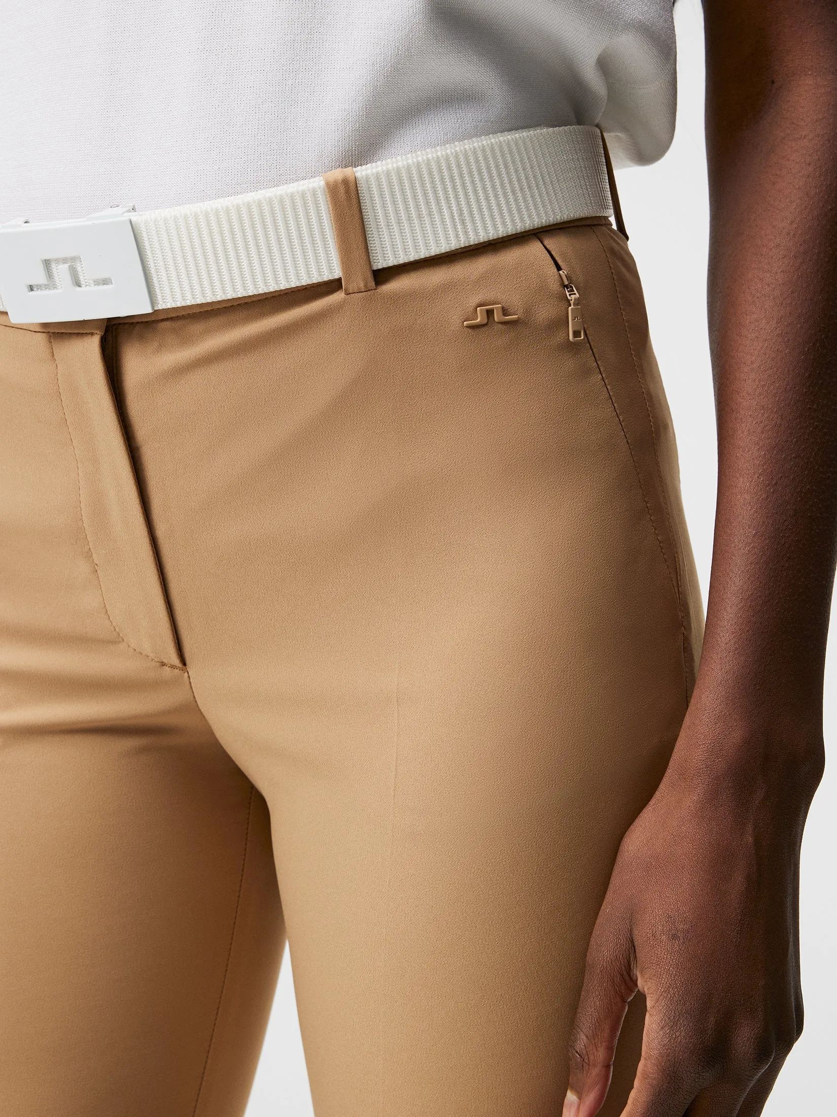 Pia Pant / Tiger Brown